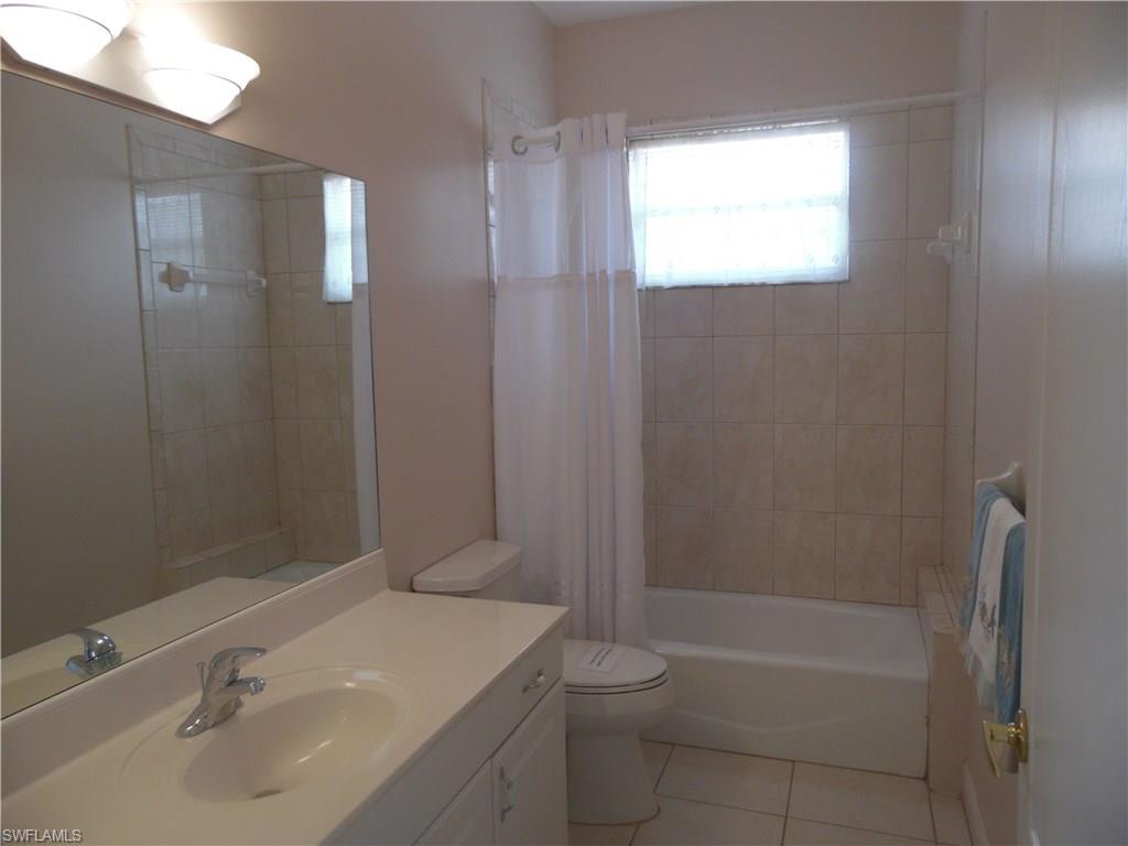 MARCO BEACH - Residential