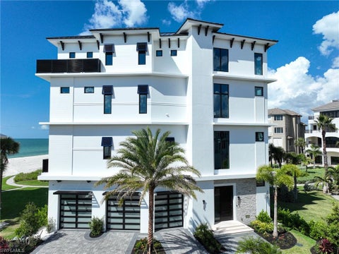 Photo of 105 Saint Eustacius LN, BONITA SPRINGS, FL 34134 (MLS # 226034327)