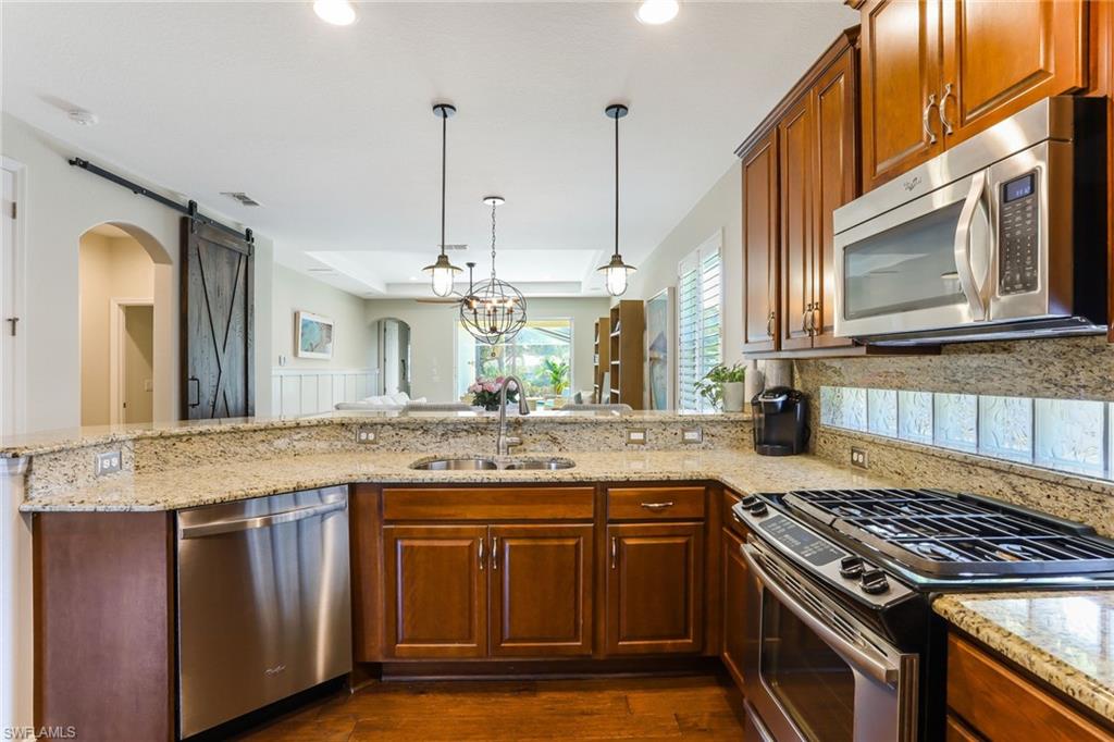 THE RESERVE AT ESTERO - Residential