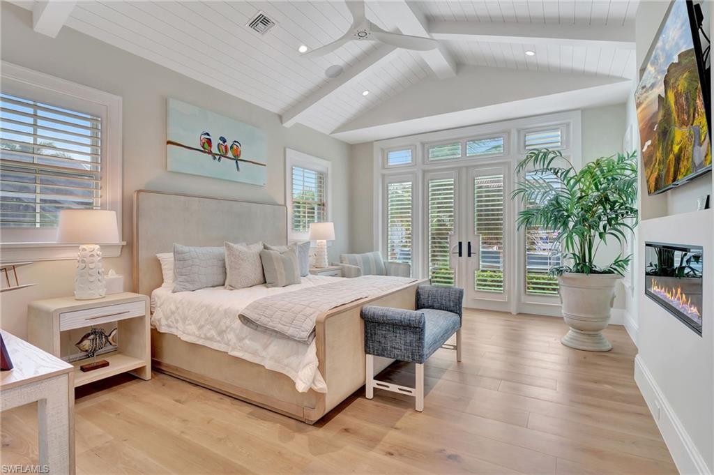 ROYAL HARBOR - Residential