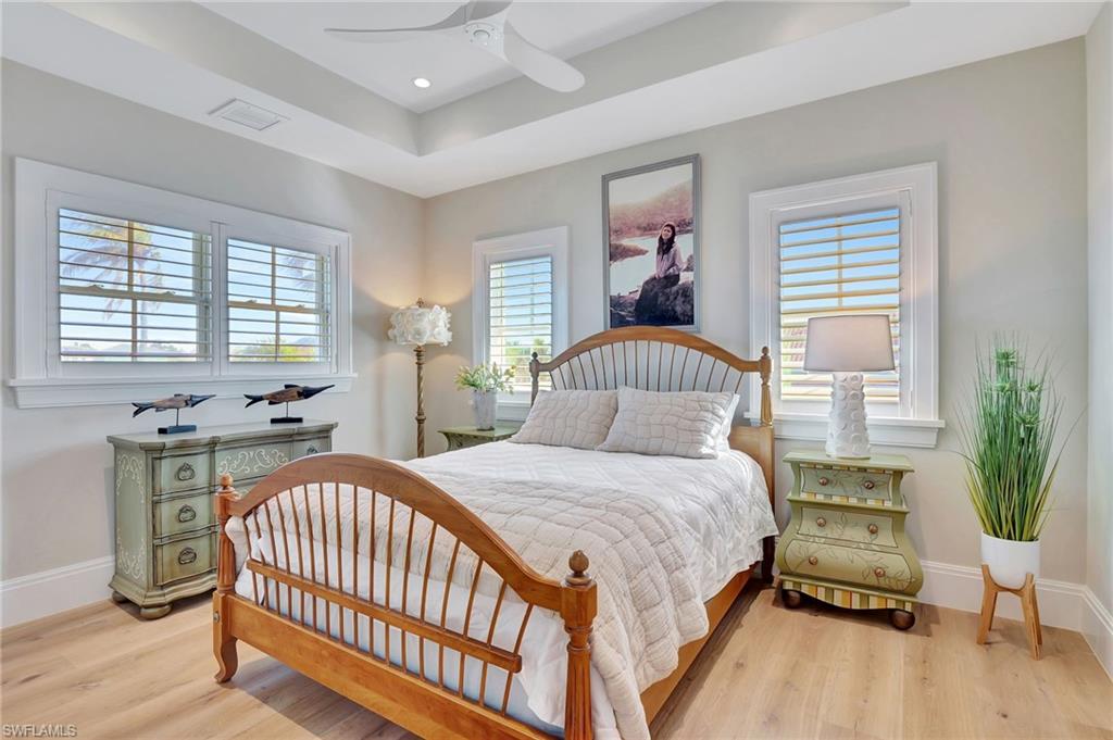 ROYAL HARBOR - Residential