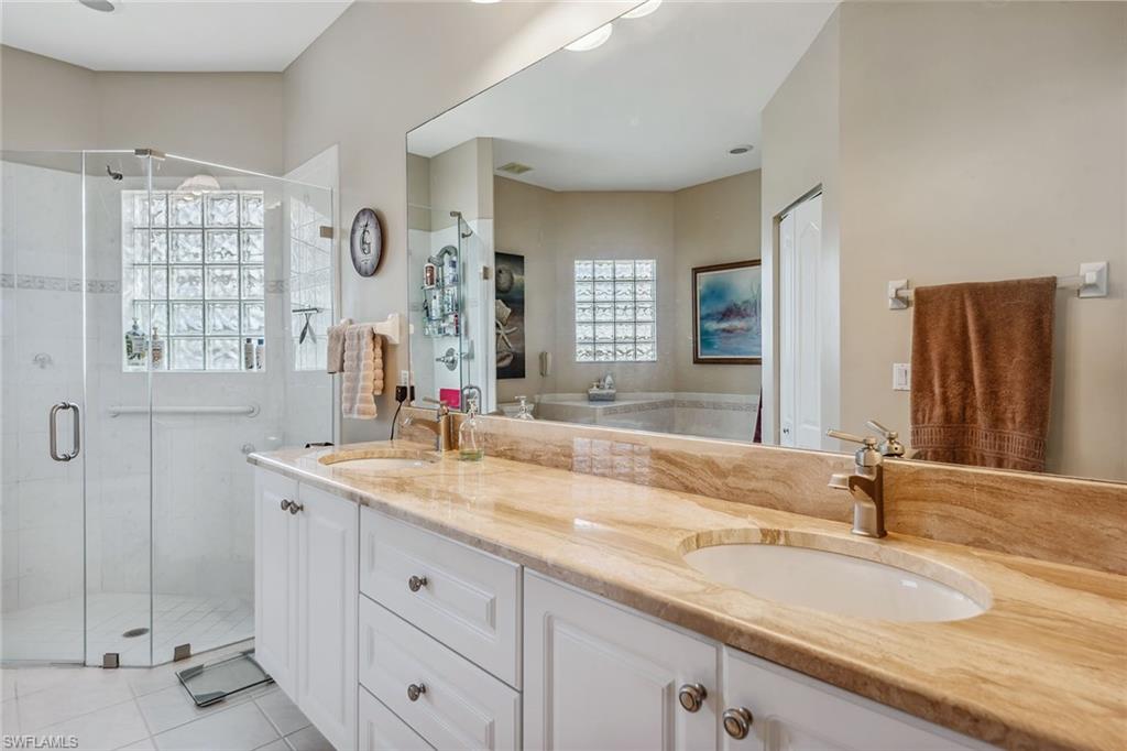 MARCO BEACH - Residential