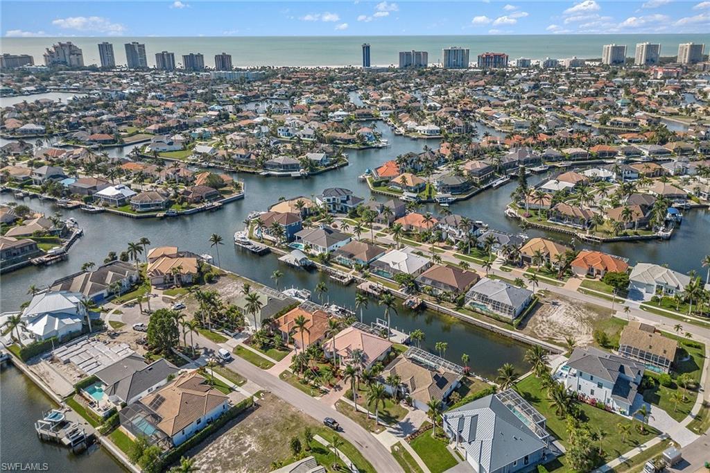 MARCO BEACH - Residential