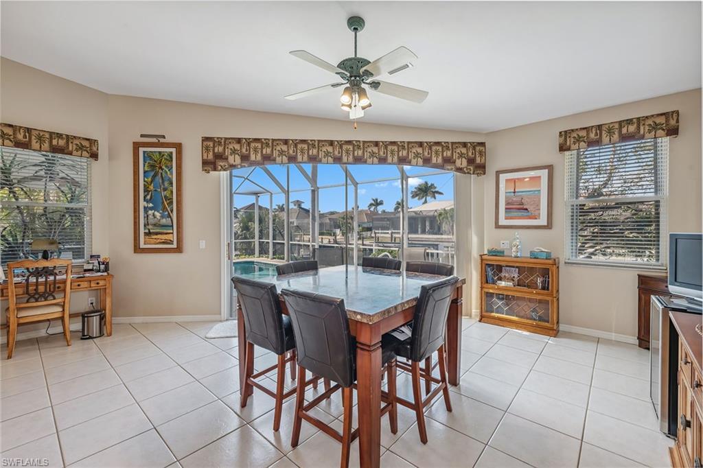 MARCO BEACH - Residential