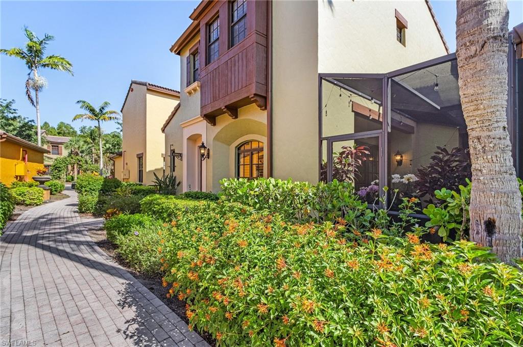 9118 Chula Vista ST 12002