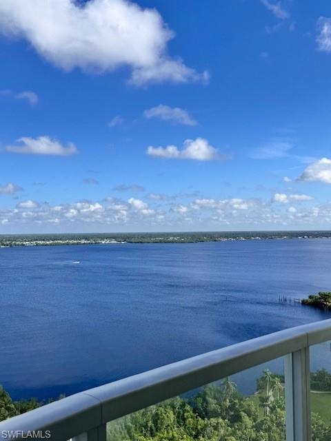 3000 Oasis Grand BLVD 2307