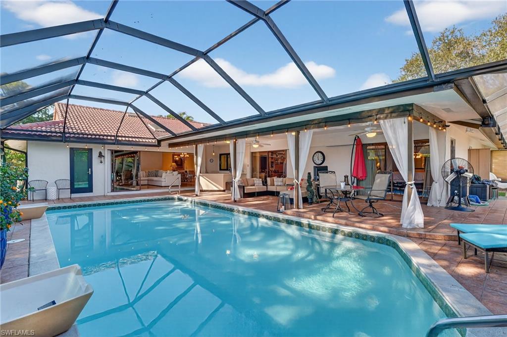 KINGS LAKE - Residential