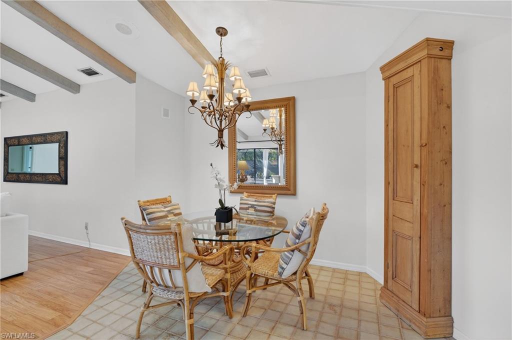 KINGS LAKE - Residential