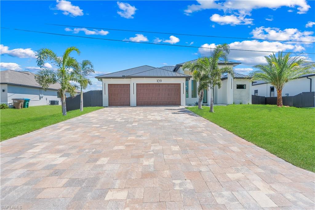 CAPE CORAL - Residential