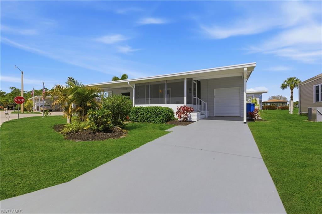 SIX LAKES COUNTRY CLUB - Residential