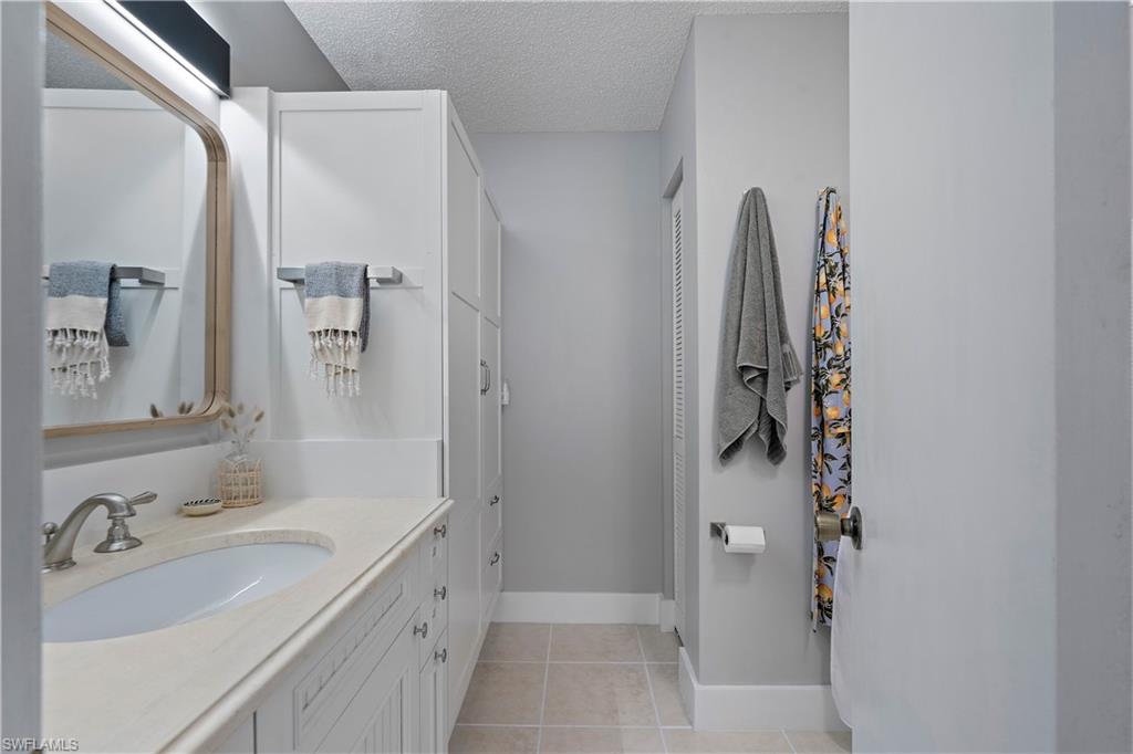 CEDAR CREEK - Residential