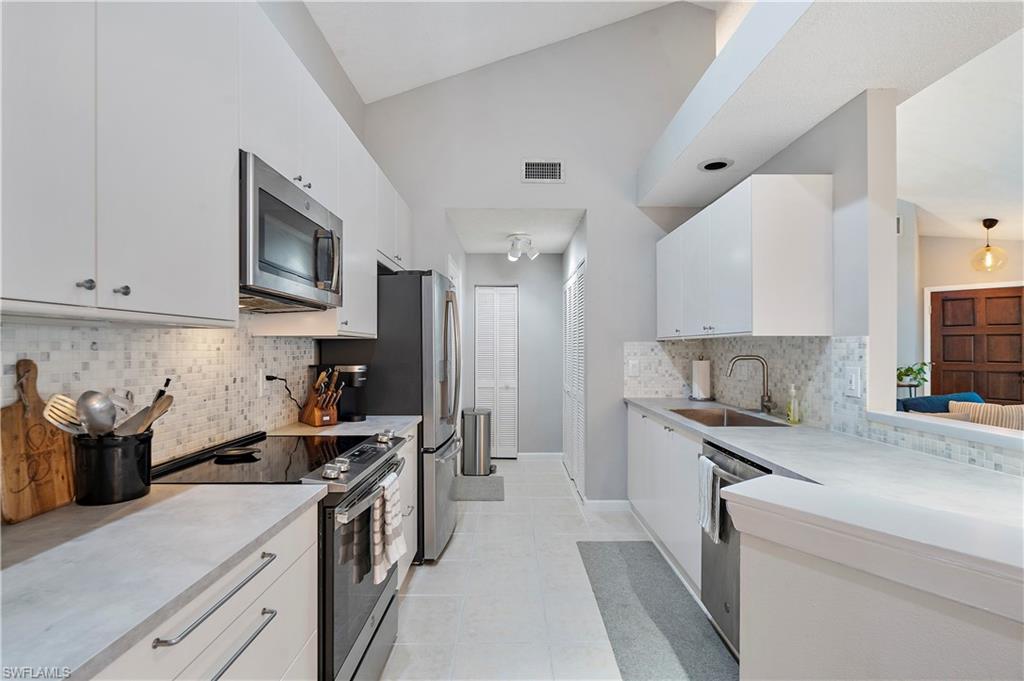 CEDAR CREEK - Residential