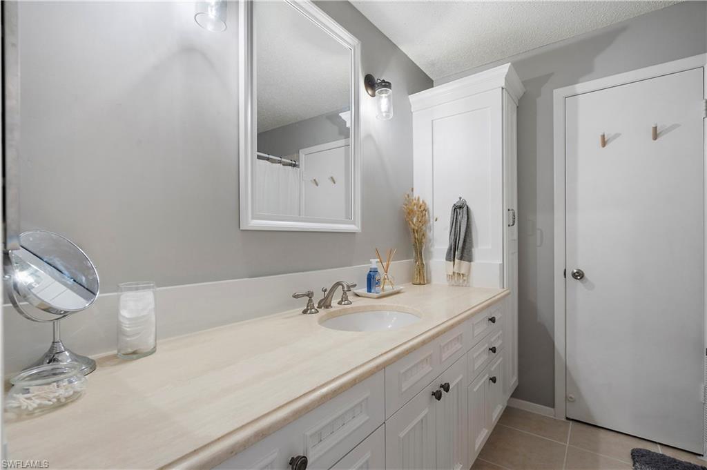 CEDAR CREEK - Residential