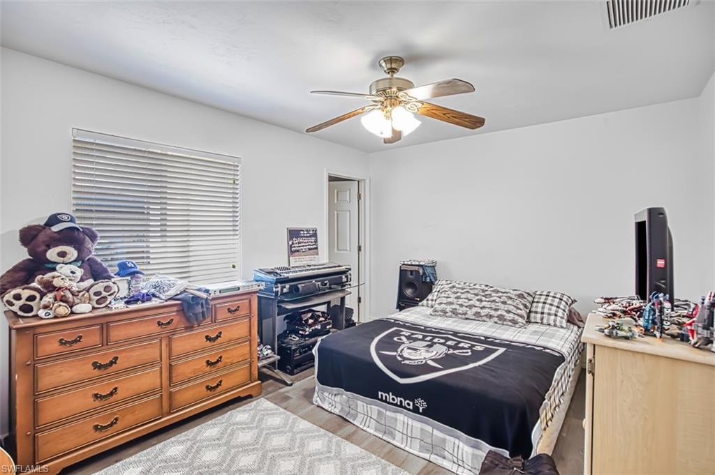 RIVER FOREST - Residential