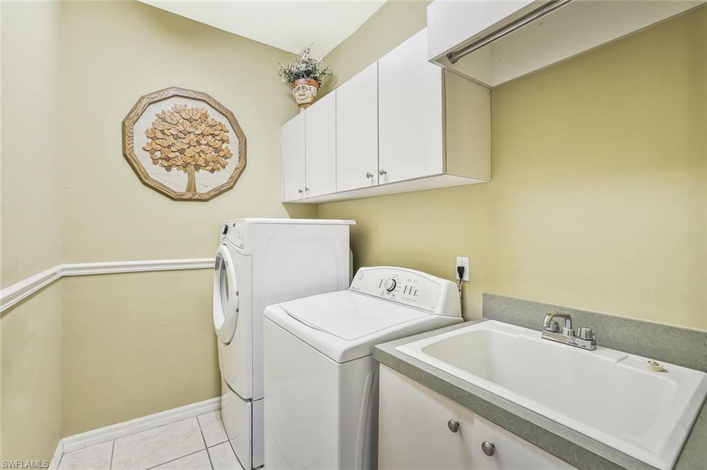 WILSHIRE LAKES - Residential