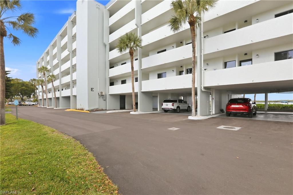 RIVERSIDE CLUB - Residential