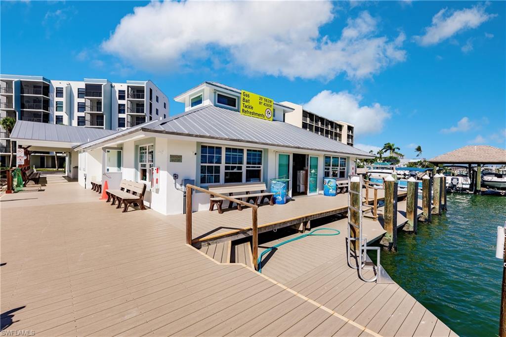 RIVERSIDE CLUB - Residential