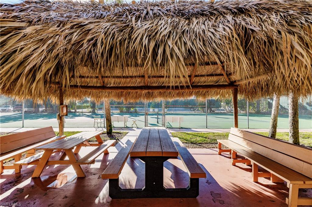 RIVERSIDE CLUB - Residential