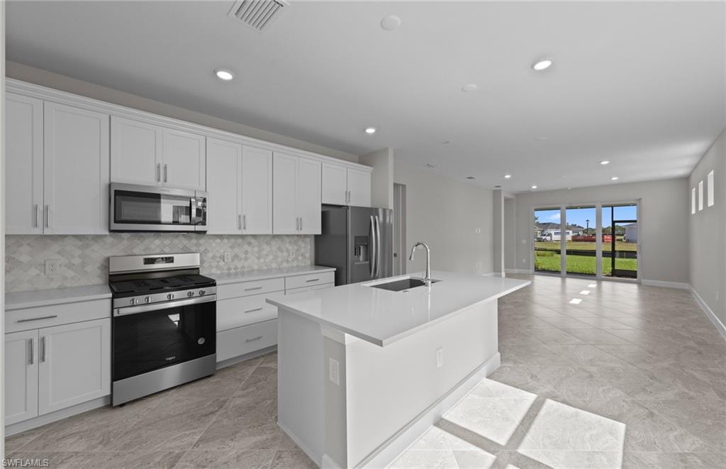 DEL WEBB OAK CREEK - Residential