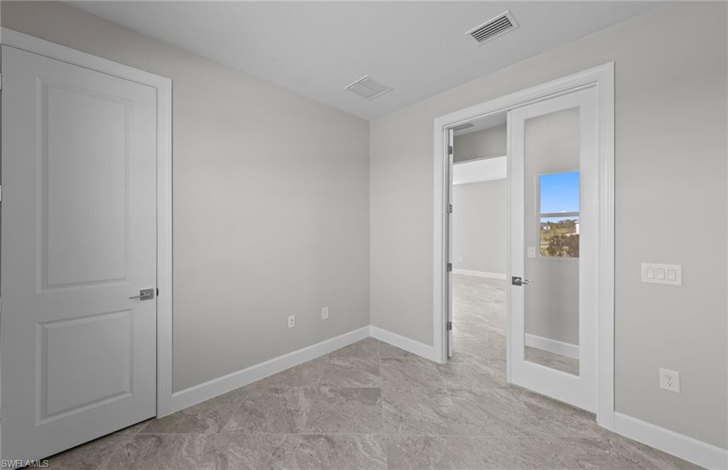 DEL WEBB OAK CREEK - Residential