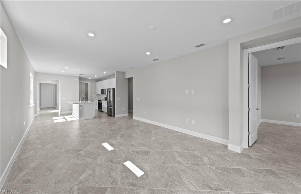 DEL WEBB OAK CREEK - Residential