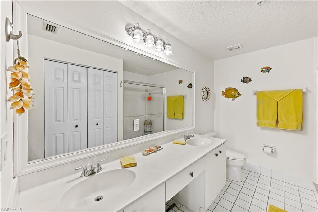 HUNTINGTON LAKES - Residential