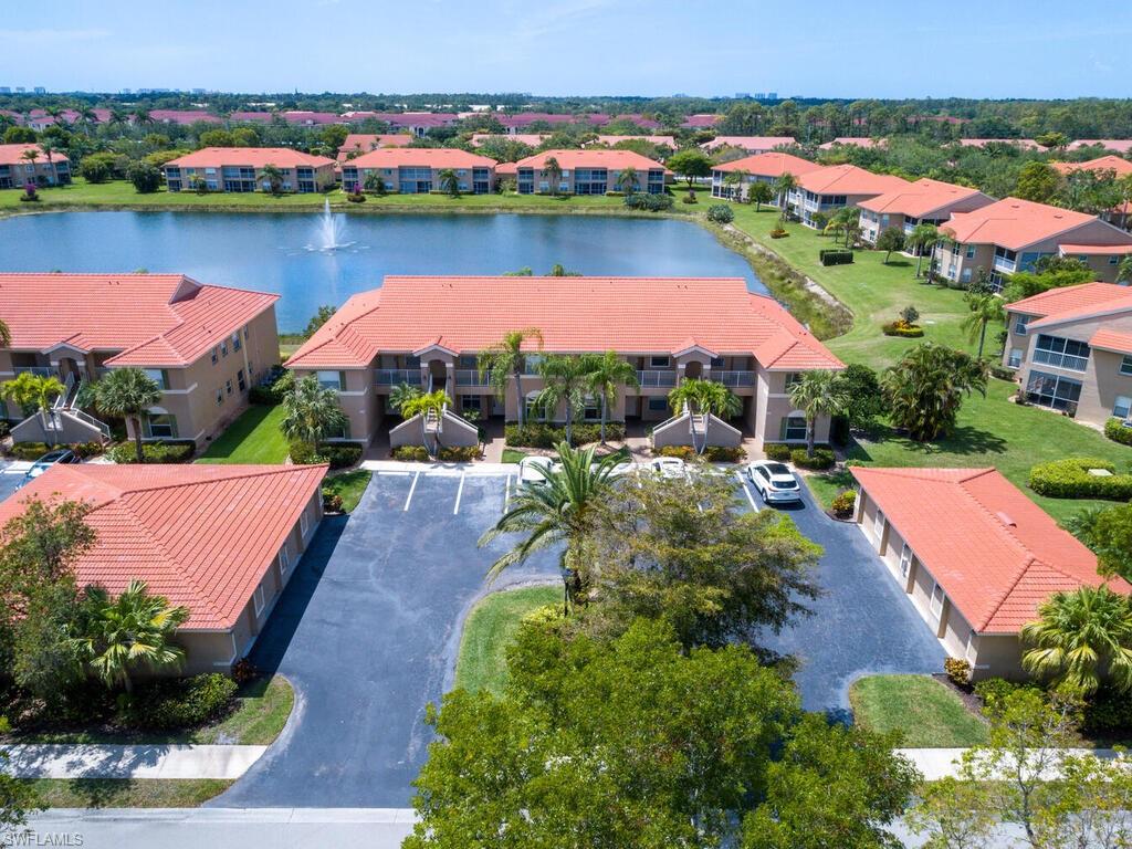 HUNTINGTON LAKES - Residential