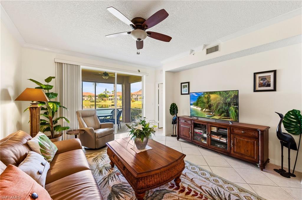 HUNTINGTON LAKES - Residential