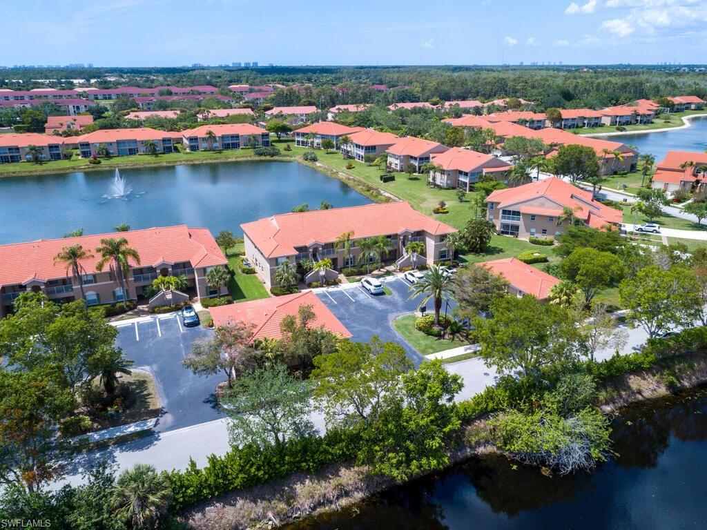 HUNTINGTON LAKES - Residential