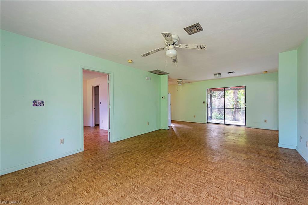 OAKES ESTATES - Residential