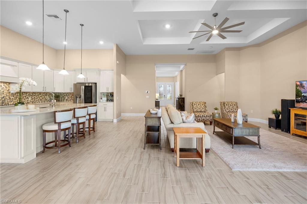 CORKSCREW SHORES - Residential