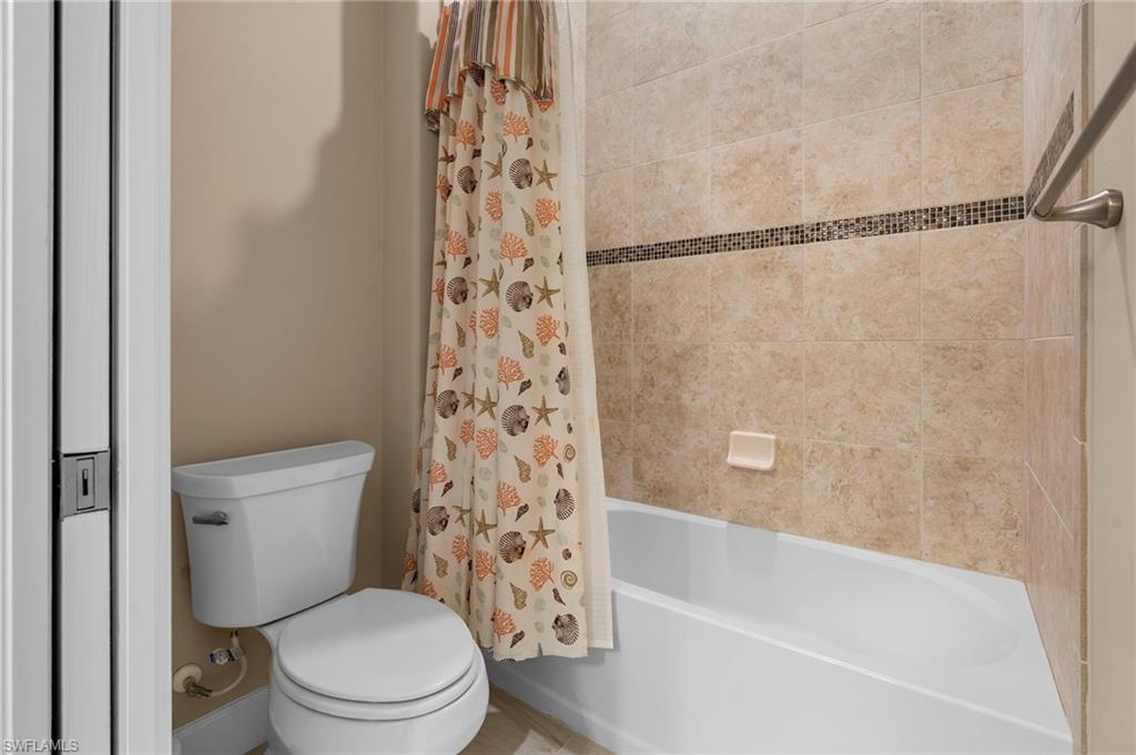 CORKSCREW SHORES - Residential