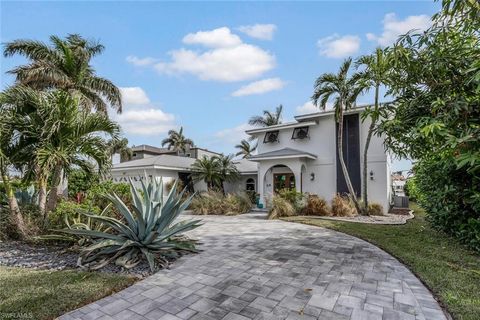 5307 Malibu CT CAPE CORAL FL 33904