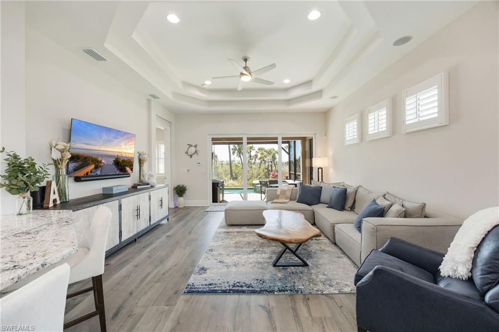 ISLES OF COLLIER PRESERVE - Residential