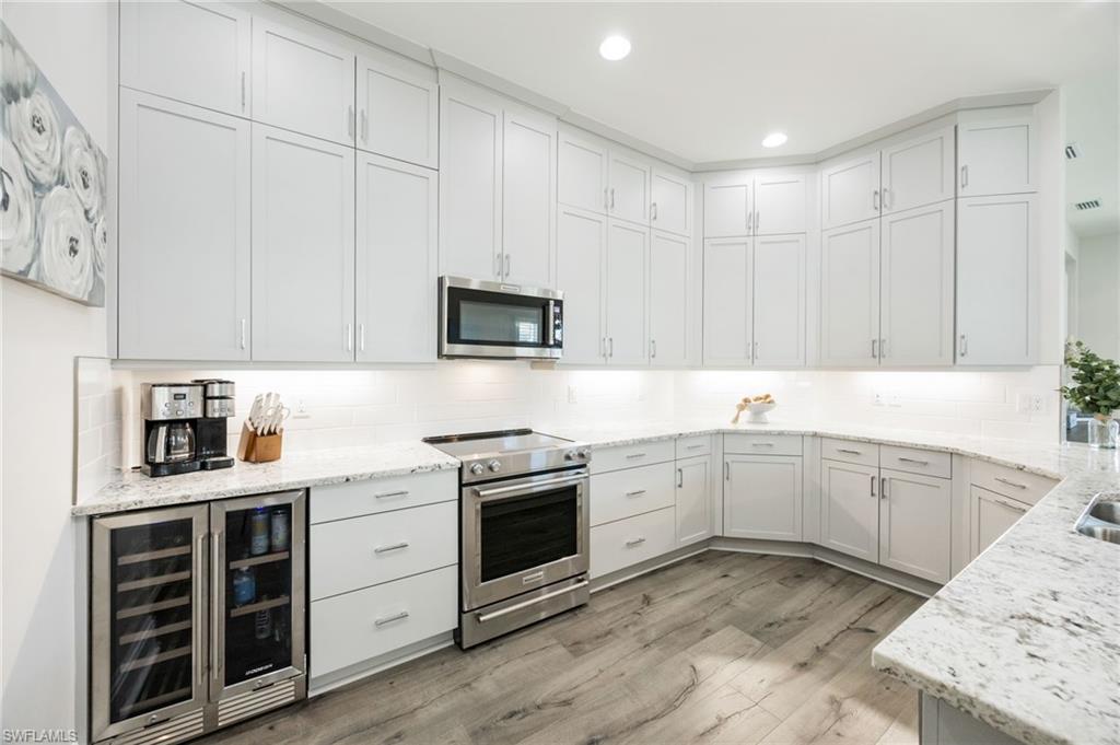 ISLES OF COLLIER PRESERVE - Residential