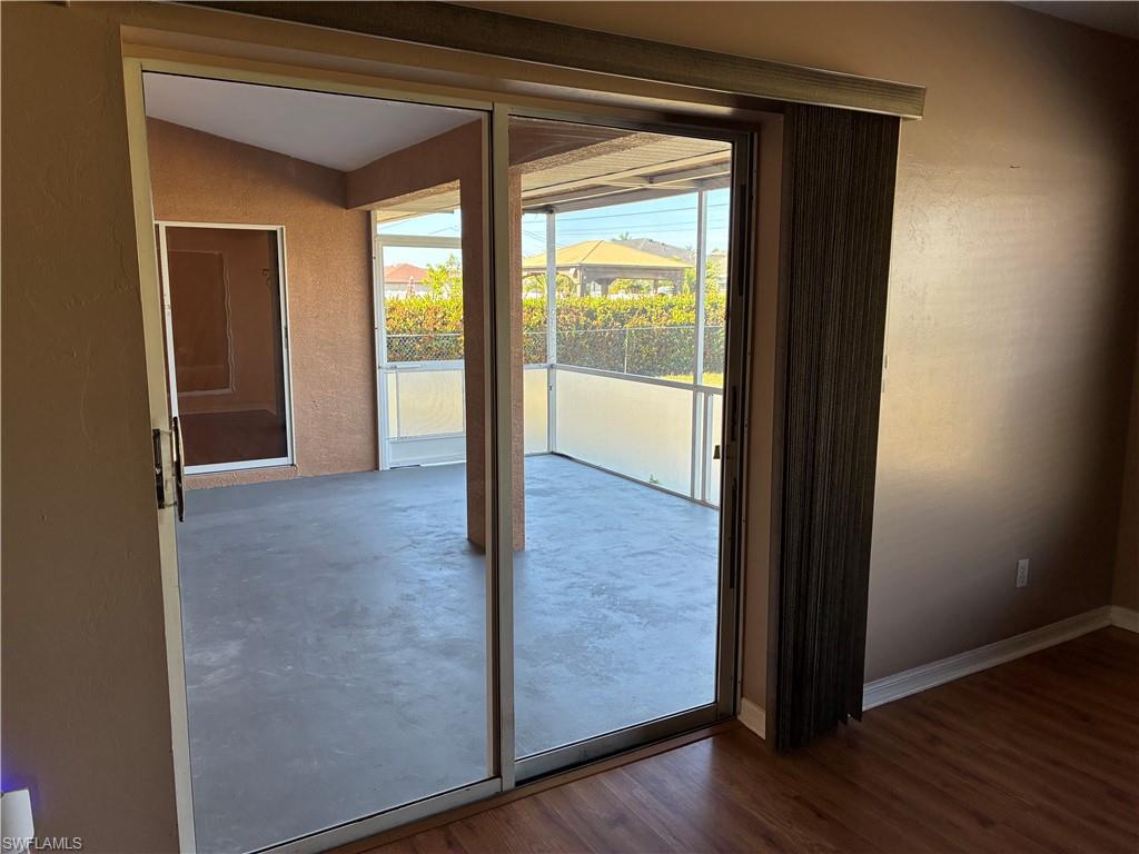 CAPE CORAL - Residential