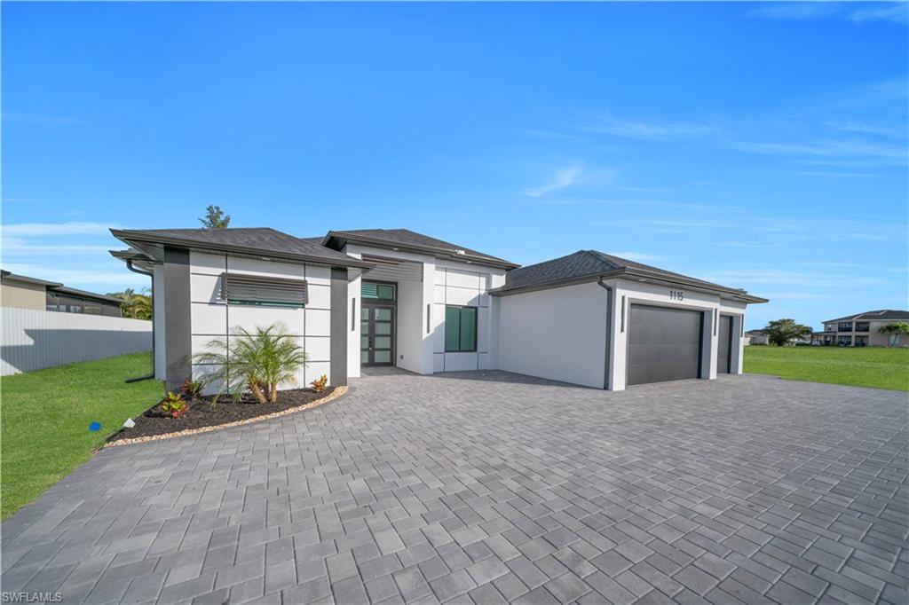 CAPE CORAL - Residential