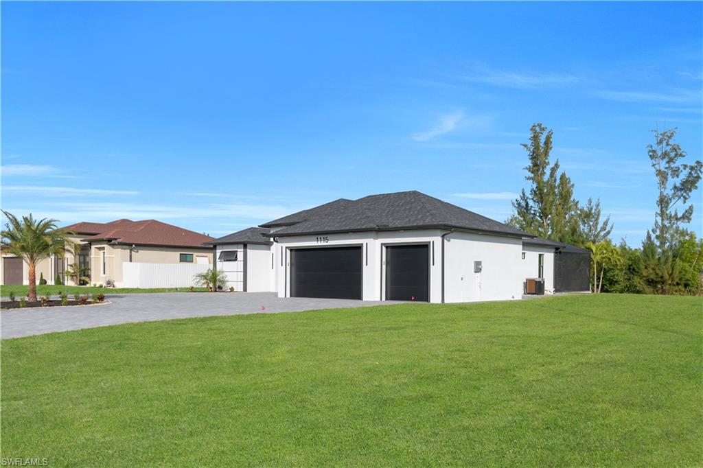 CAPE CORAL - Residential