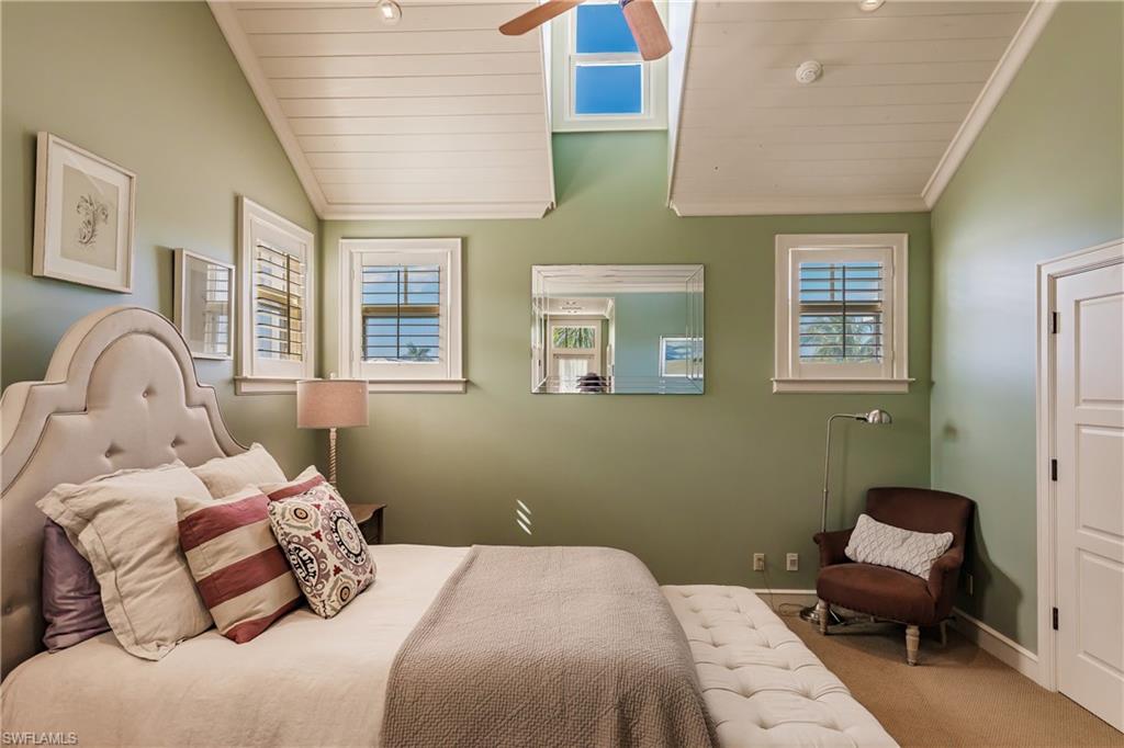 AQUALANE SHORES - Residential