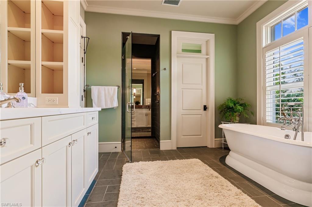 AQUALANE SHORES - Residential