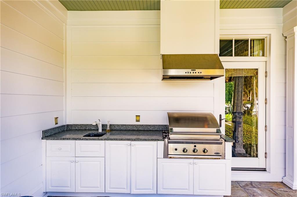 AQUALANE SHORES - Residential