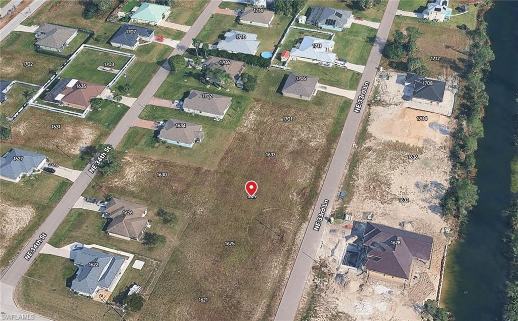 CAPE CORAL - Land