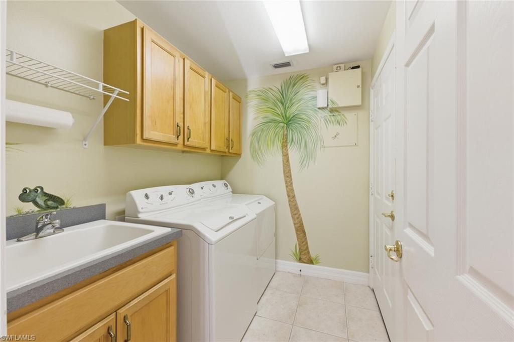 SATURNIA LAKES - Residential