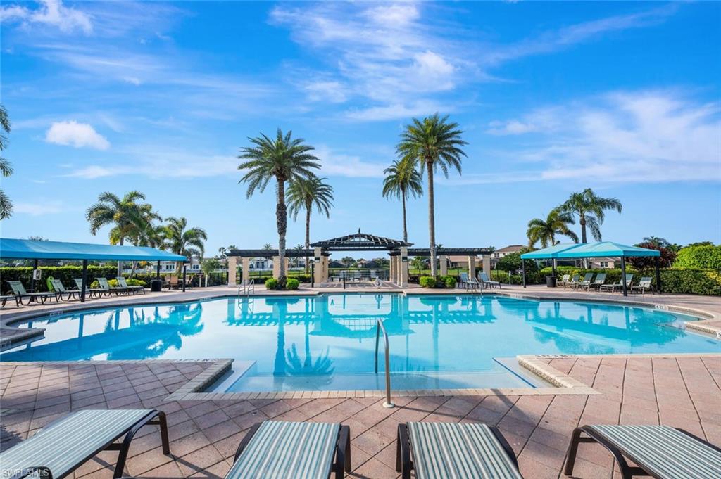 SATURNIA LAKES - Residential