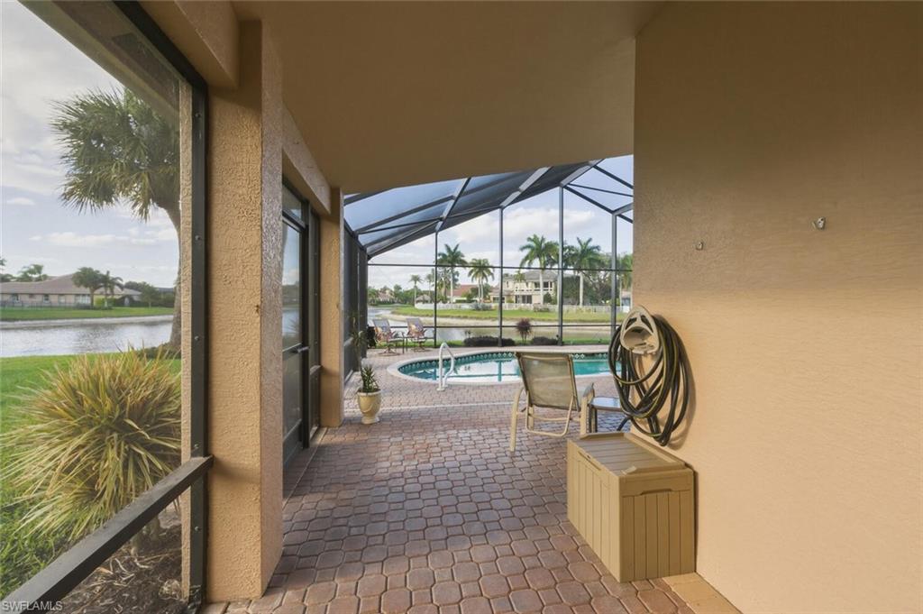 SATURNIA LAKES - Residential