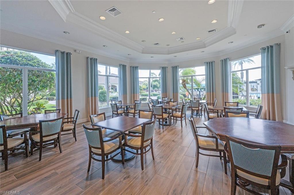 SATURNIA LAKES - Residential