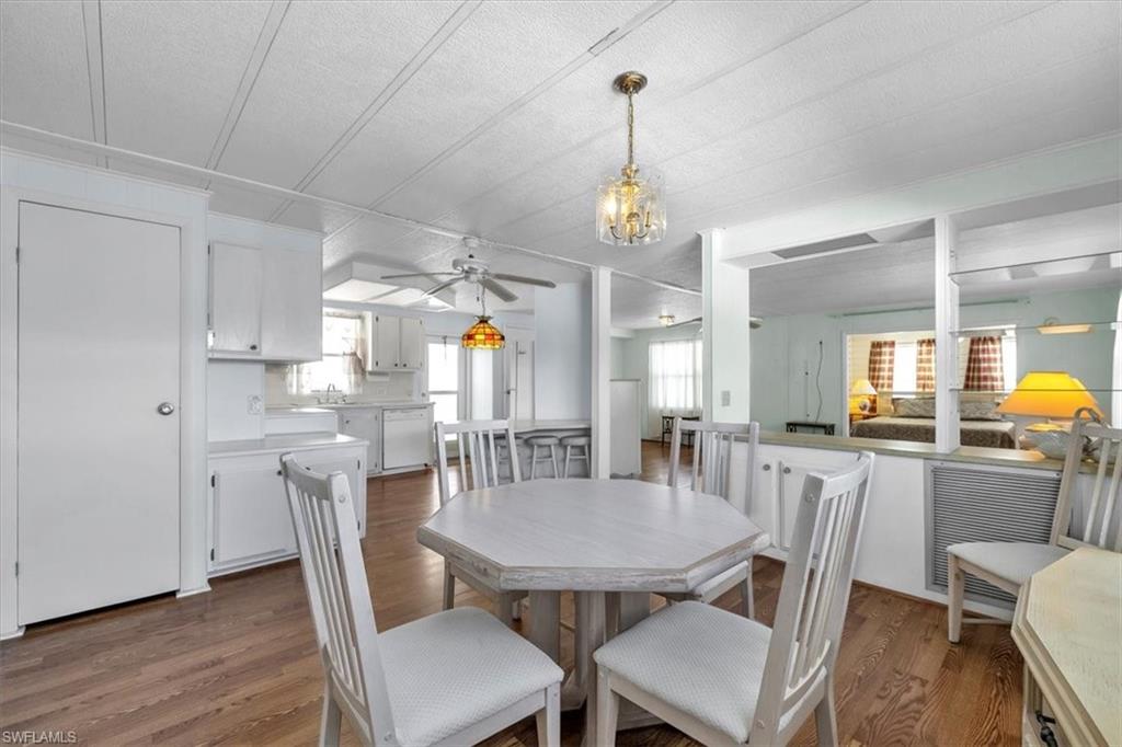 SIX LAKES COUNTRY CLUB - Residential