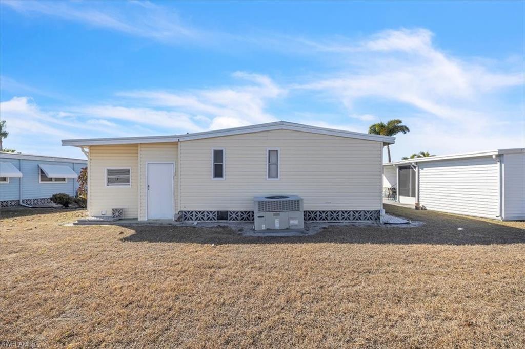 SIX LAKES COUNTRY CLUB - Residential