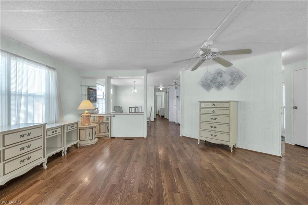 SIX LAKES COUNTRY CLUB - Residential