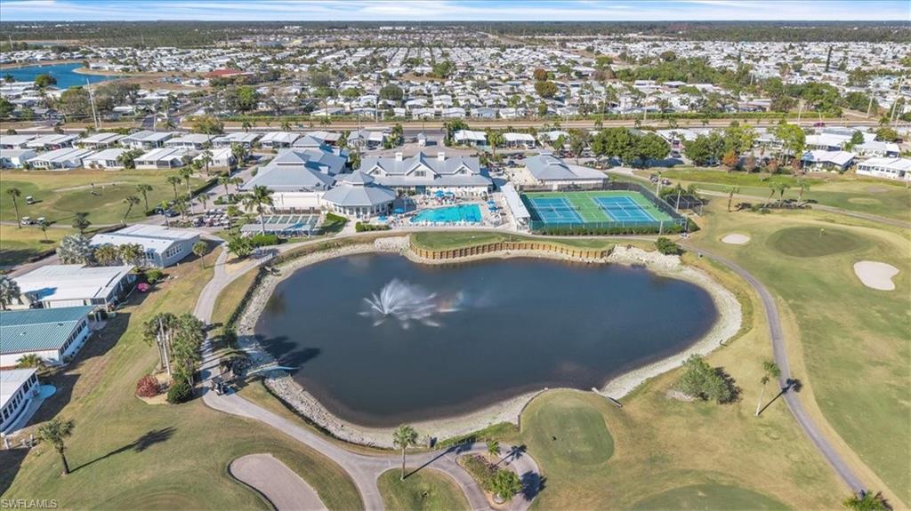 SIX LAKES COUNTRY CLUB - Residential